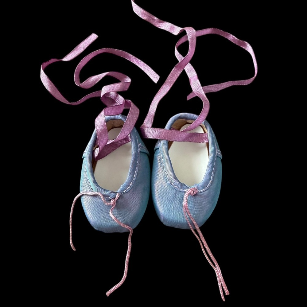 American Girl Doll GOTY 2005 Marisol Spotlight Ballerina Pointe Shoes AG10